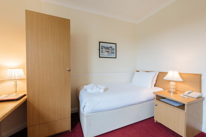 Room 21 of 111