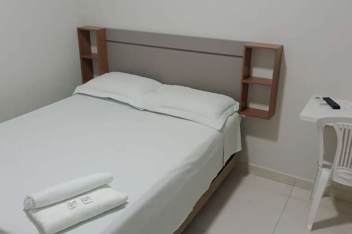 Room 4 of 5