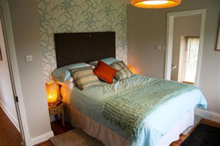 Room 16 of 40
