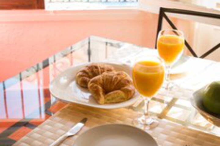 Breakfast/Coffee Service 20 of 157