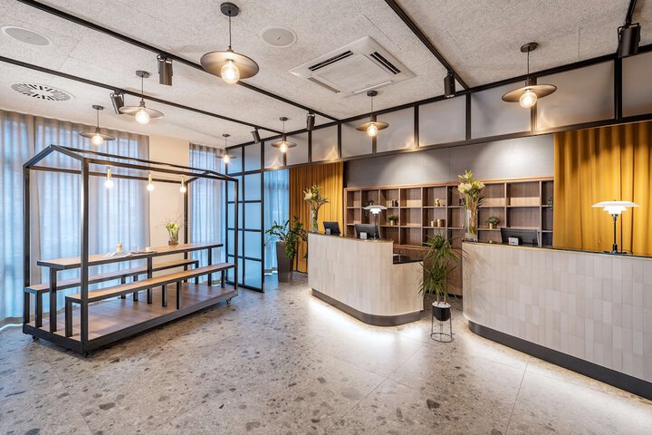 Guest Lobby