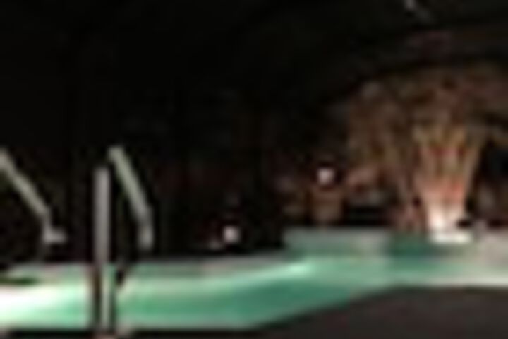 Pool 47 of 75