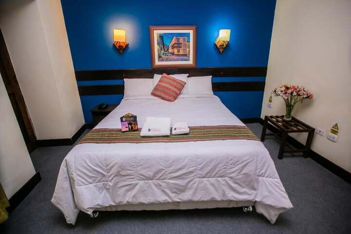 Room 10 of 35