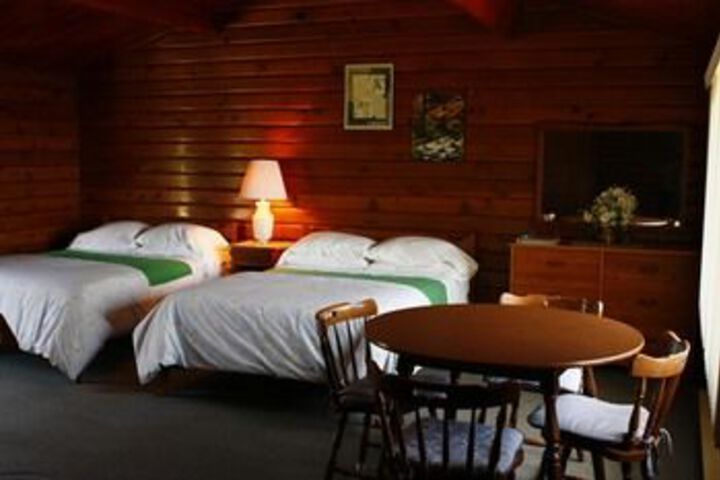 Room 33 of 53