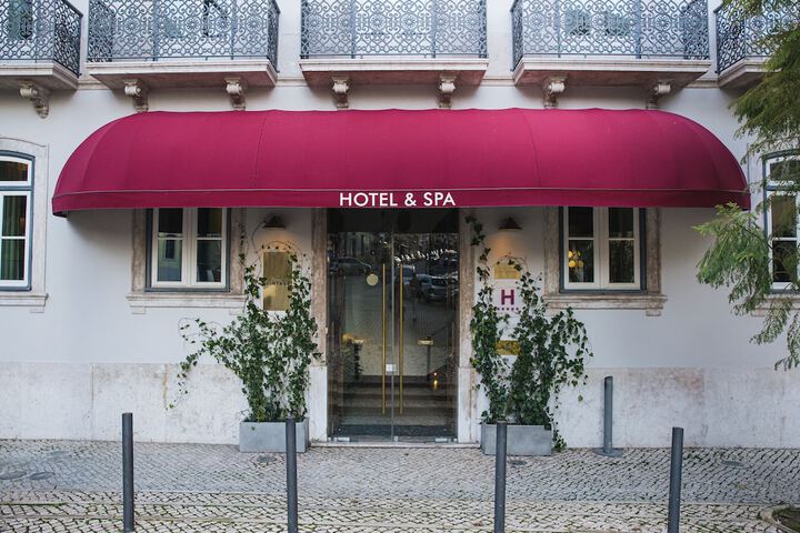 Hotel 68 of 75