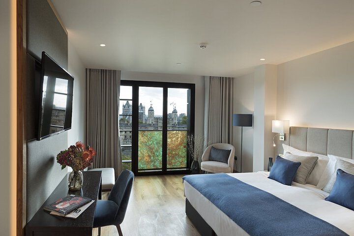 Room 13 of 70