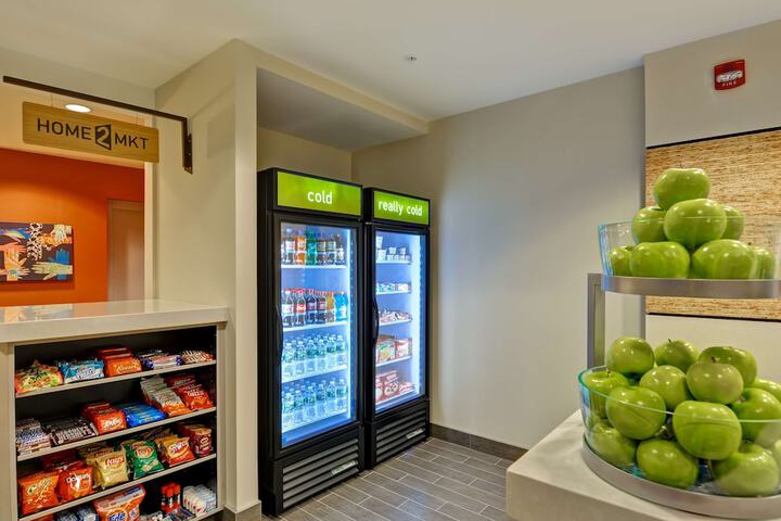 Snack bar