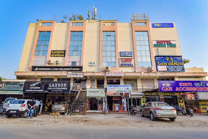 HOTEL GREEN TREE in Ahmedabad