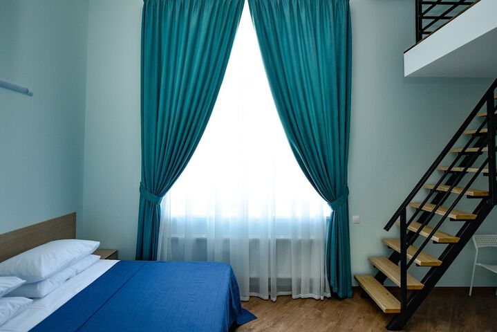 Room 17 of 151