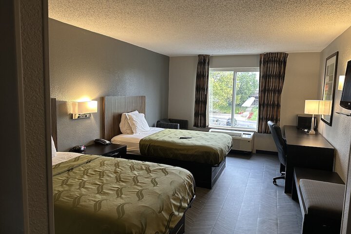 Standard Room, King or Two Doubles (6 of 11)