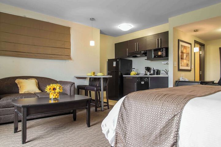 Room 21 of 31