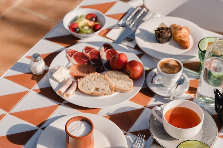 Breakfast/Coffee Service 75 of 80