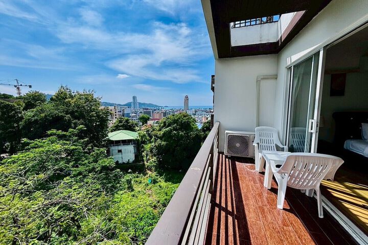 Terrace/Patio 160 of 164