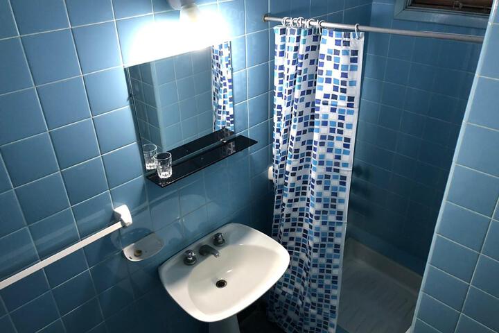 Room 3 of 22