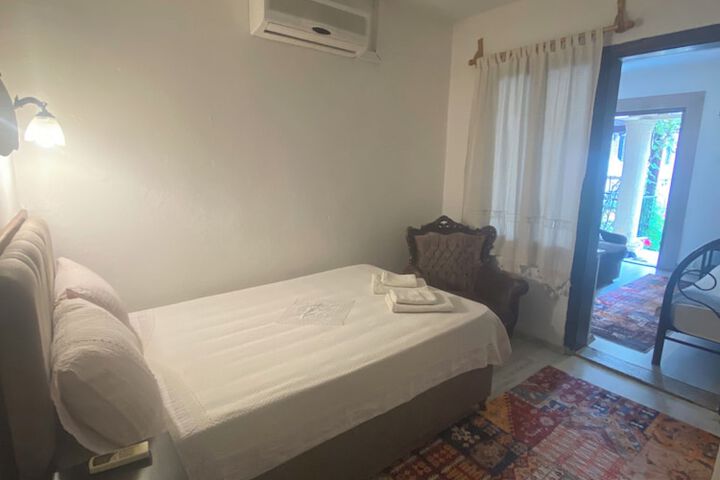 Room 46 of 113