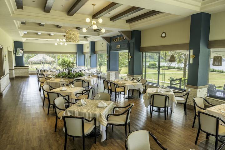 Dining Photos