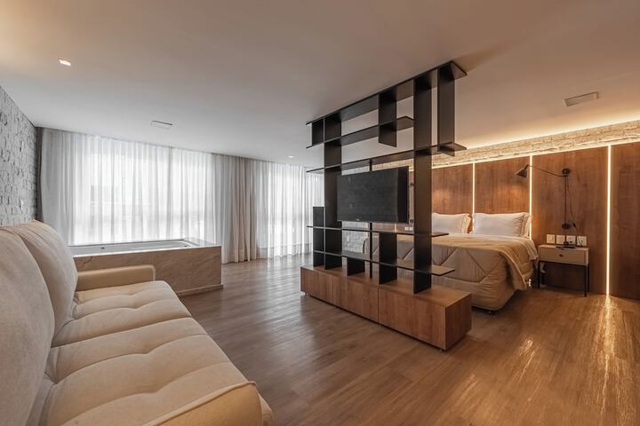 Room 22 of 35