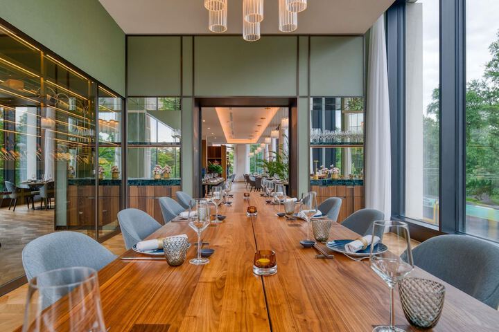 Dining 59 of 135