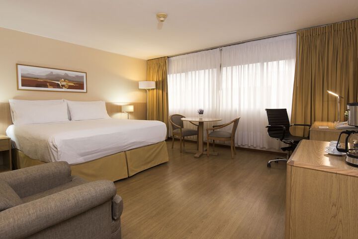 Room 33 of 125