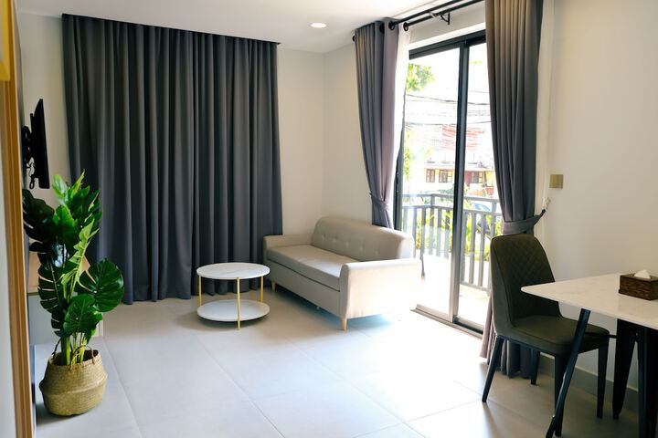 Room 13 of 63