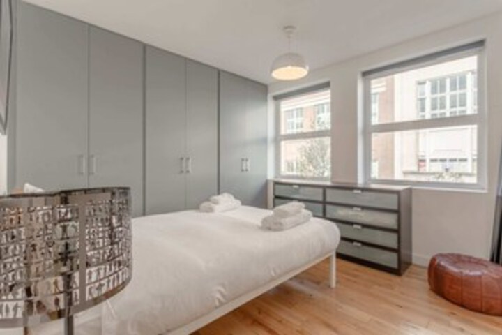 Room 52 of 56