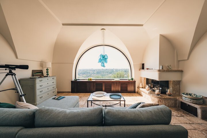 Room 25 of 87