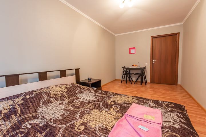Room 12 of 16