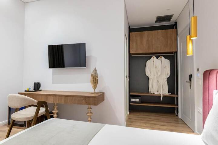 Room 29 of 189