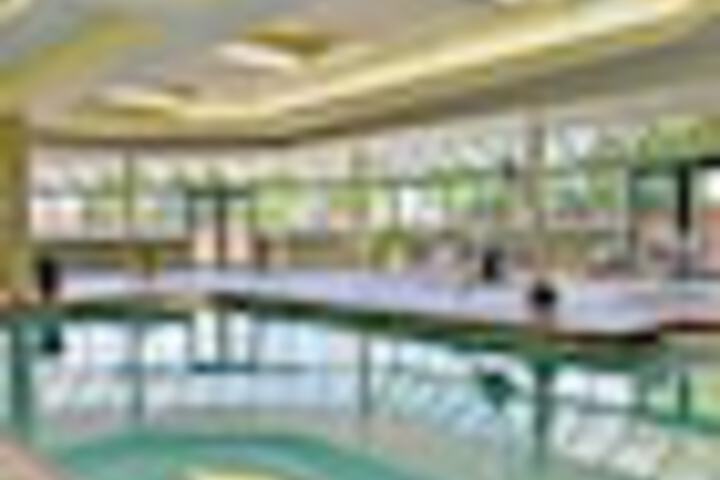 Pool 173 of 261