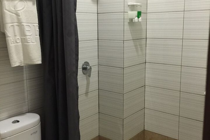Room 14 of 19
