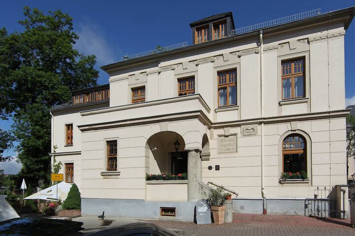 Hotel 94 of 96