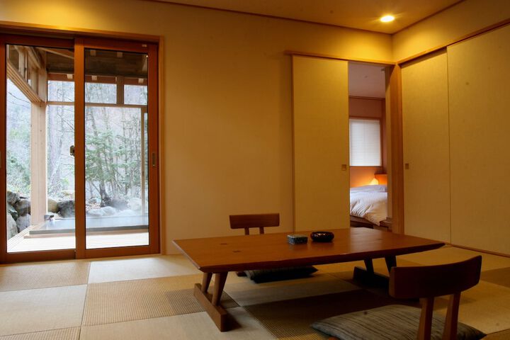 Room 5 of 23