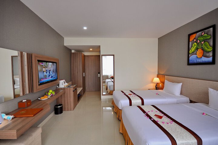 Room 15 of 65