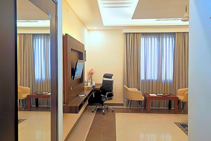 Room 45 of 95