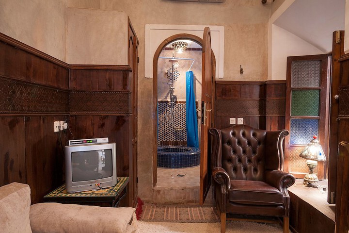 Room 9 of 92