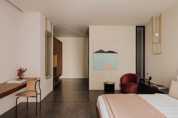Room 45 of 95