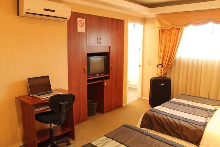 Room 2 of 11