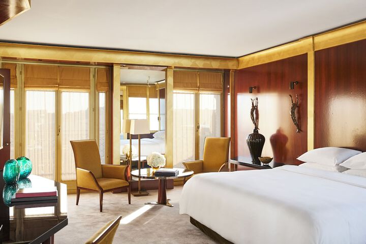 Room 48 of 103