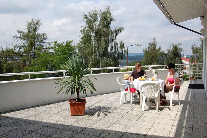 Terrace/Patio 31 of 32