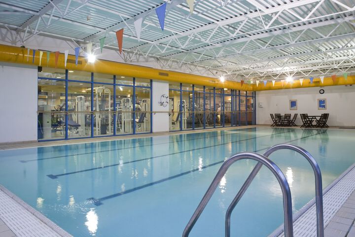 Pools & Facilities