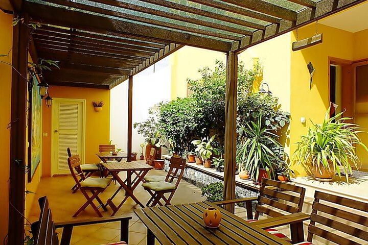 Hotel Exterior 85 of 95