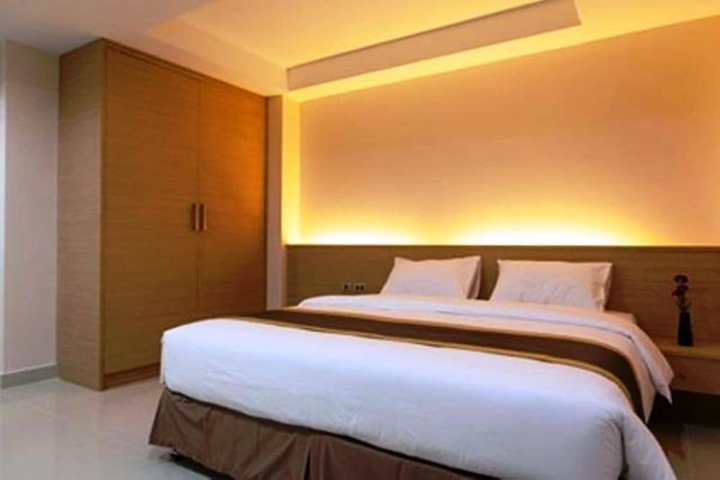 Room 7 of 29