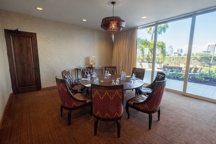 Meeting facility