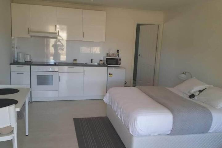 Room 3 of 15