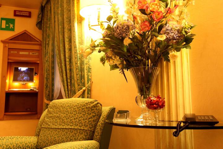 Hotel Interior 3 of 36