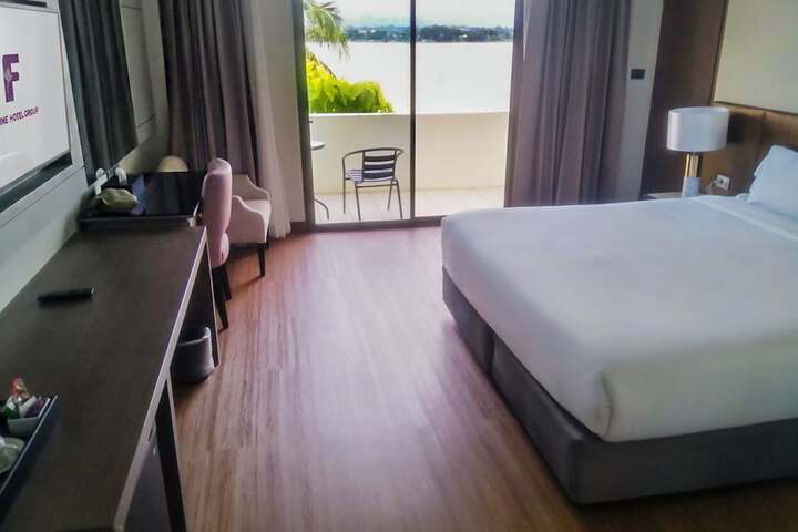 Room 21 of 91