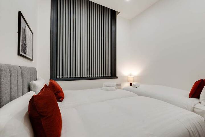 Room 17 of 81