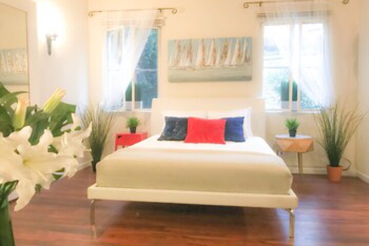 Room 33 of 34