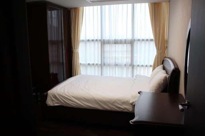 Room 16 of 119