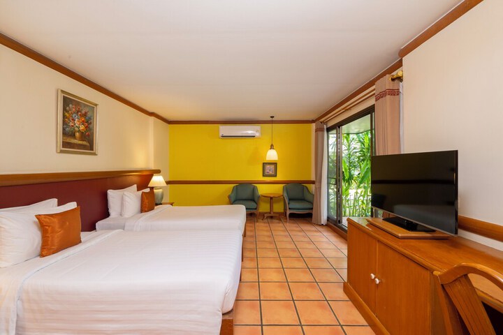 Room 43 of 132